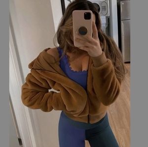 IVL Collective Ombre Scallop Set size: 2-4